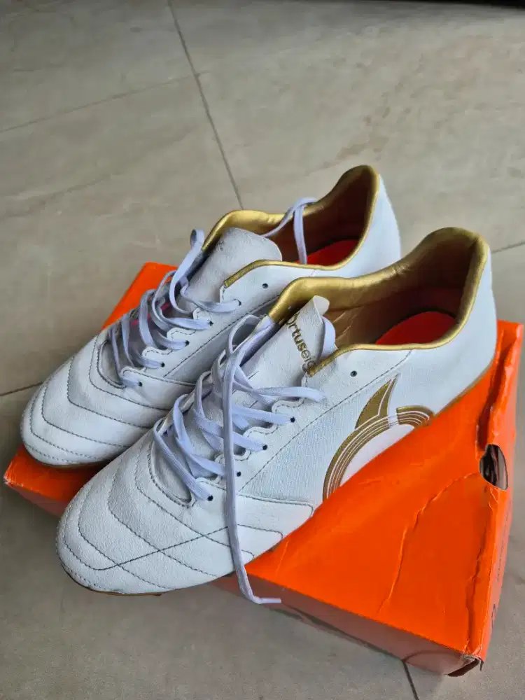 Sepatu Bola Ortuseight Mirage FG