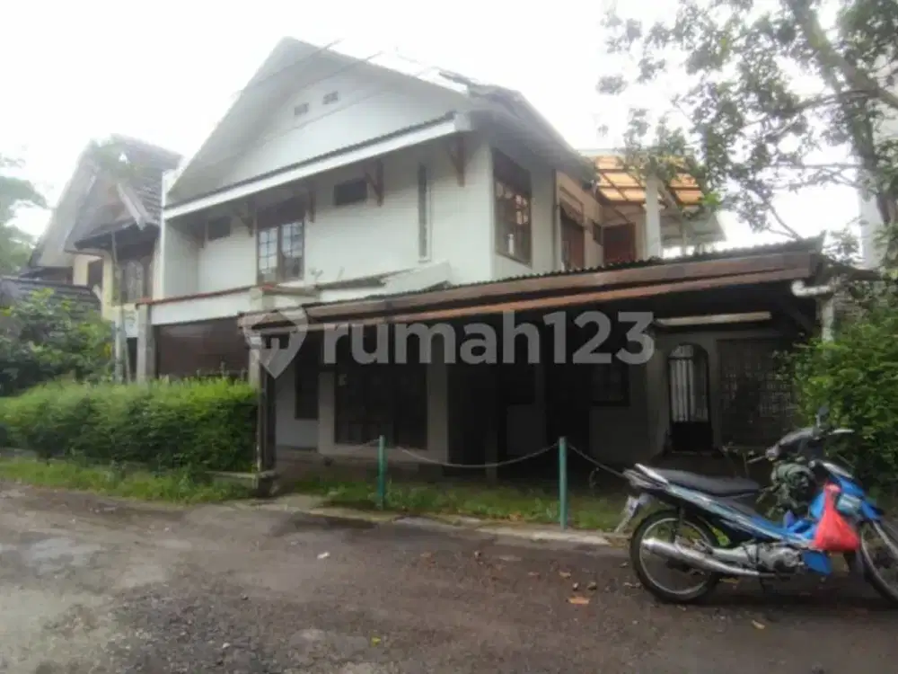 Rumah di Tubagus Ismail Dago Itb Hitung Tanah