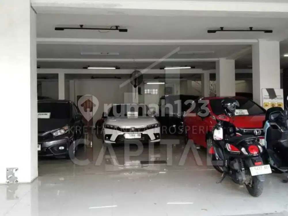 Ruang Usaha Ex Showroom di Sayap Bkr Kota Bandung