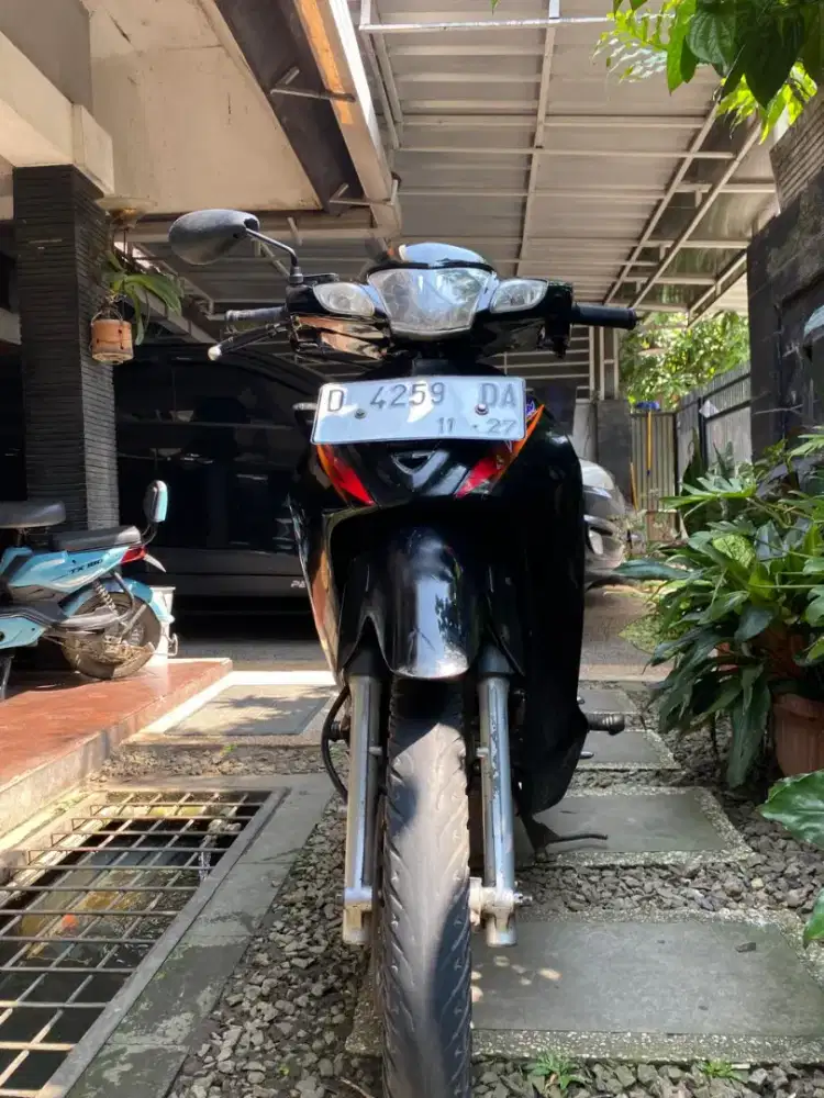 Honda kharisma 2003 mulus