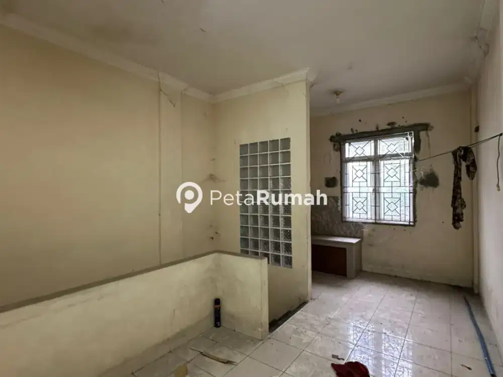 DIJUAL RUKO JALAN AR HAKIM - DAERAH BROMO (RICKY A)