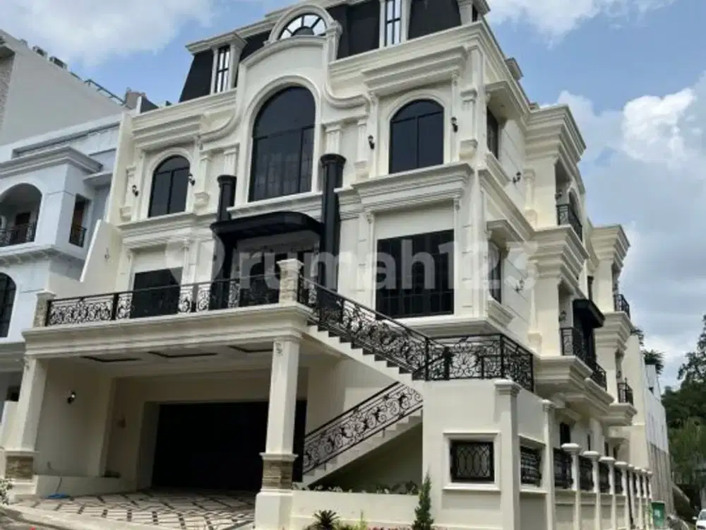 Rumah Mewah American Classic Daerah Cipete Jakarta Selatan