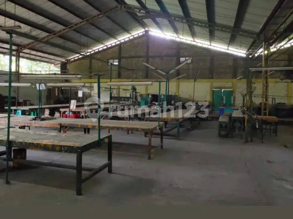 Dijual Pabrik di Cileungsi Bogor Akses Container 20 Feet