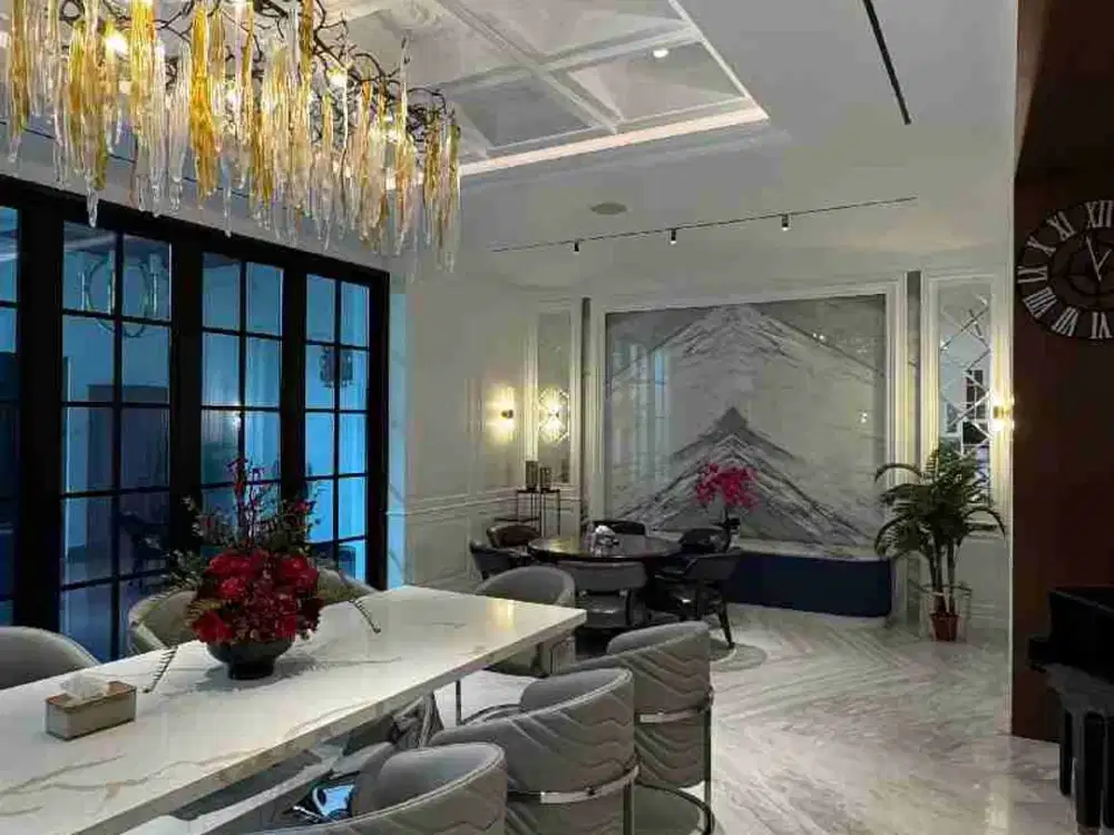 Dijual Rumah Brand New Furnished American Classic, Darmawangsa, Jakarta Selatan