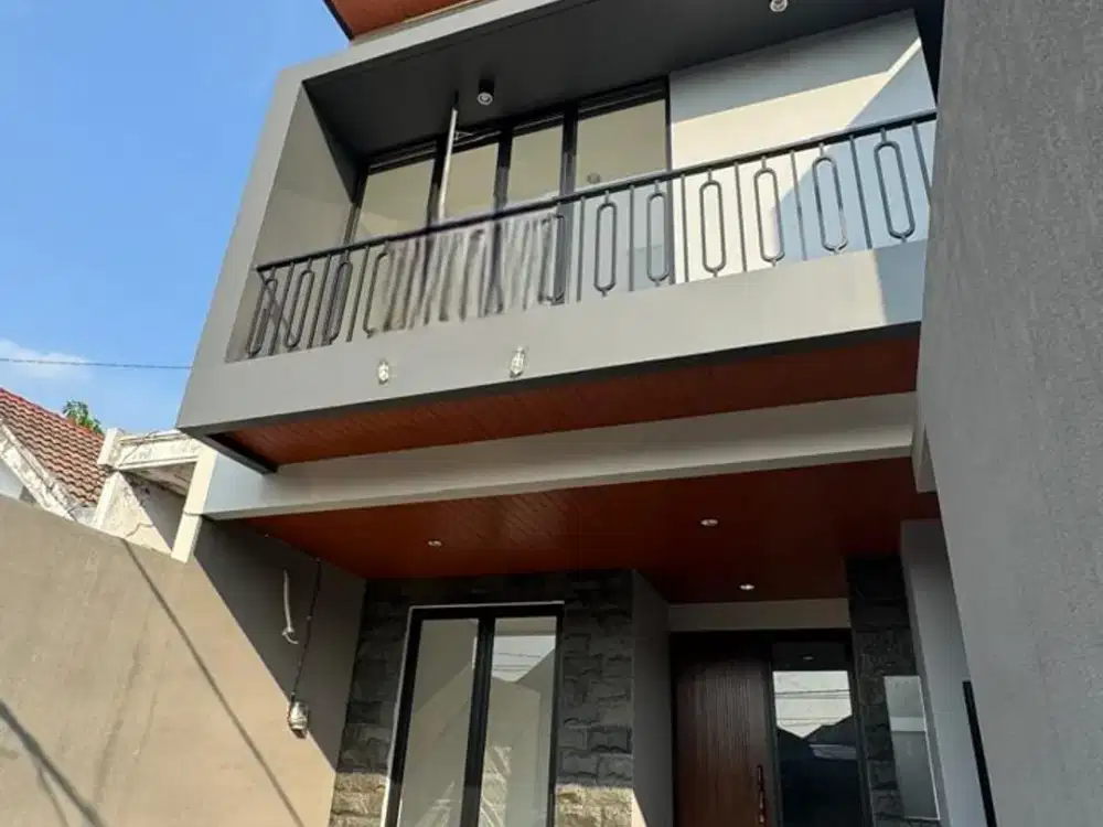 NEW Rumah Minimalis 2 Lantai Manyar Tirtoyoso