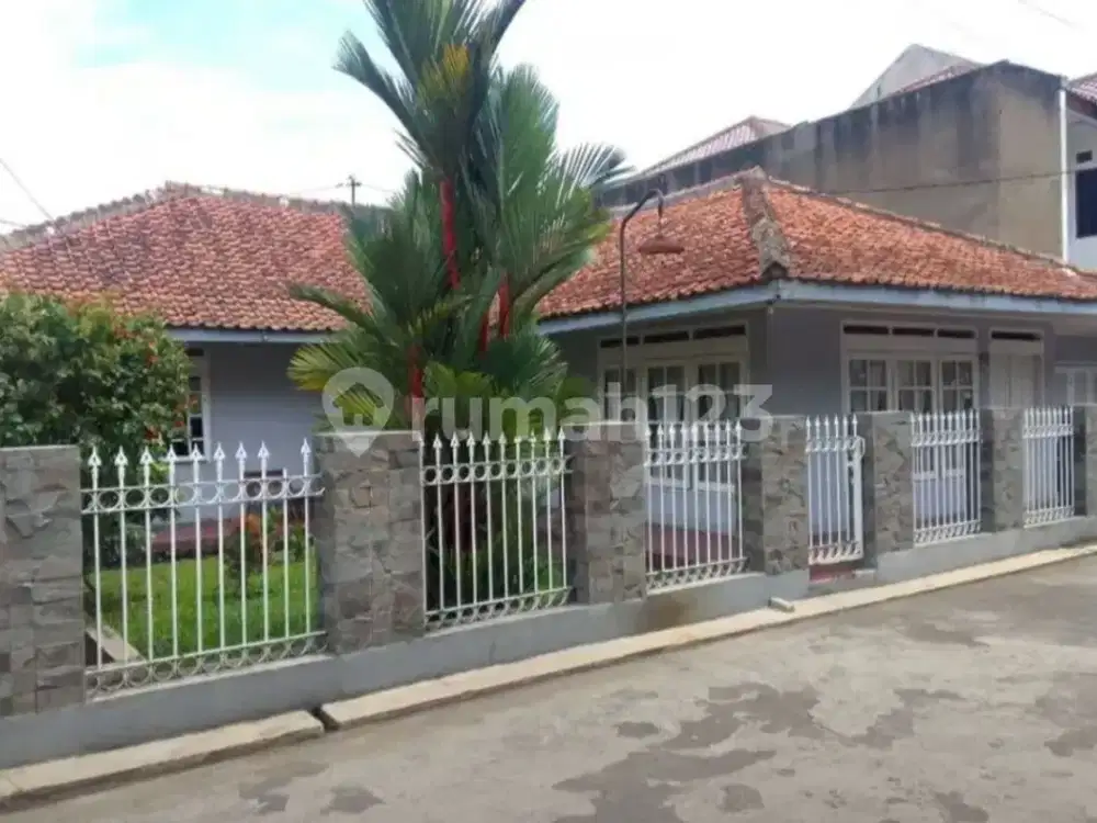 Rumah terawat murah dibawah Njop dekat tol Bubat