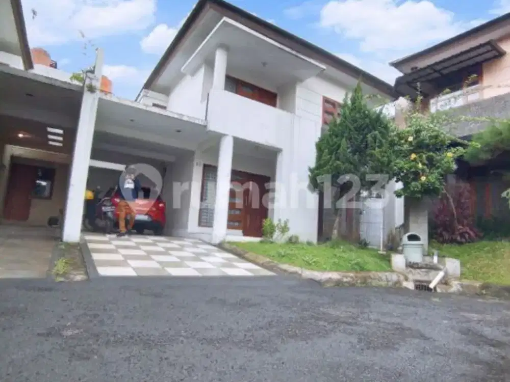 RUMAH NYAMAN SIAP HUNI DALAM KOMPLEK ONE GATE CIGADUNG BANDUNG
