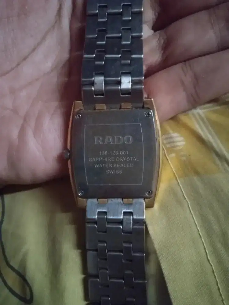 Jam tangan (RADO)
