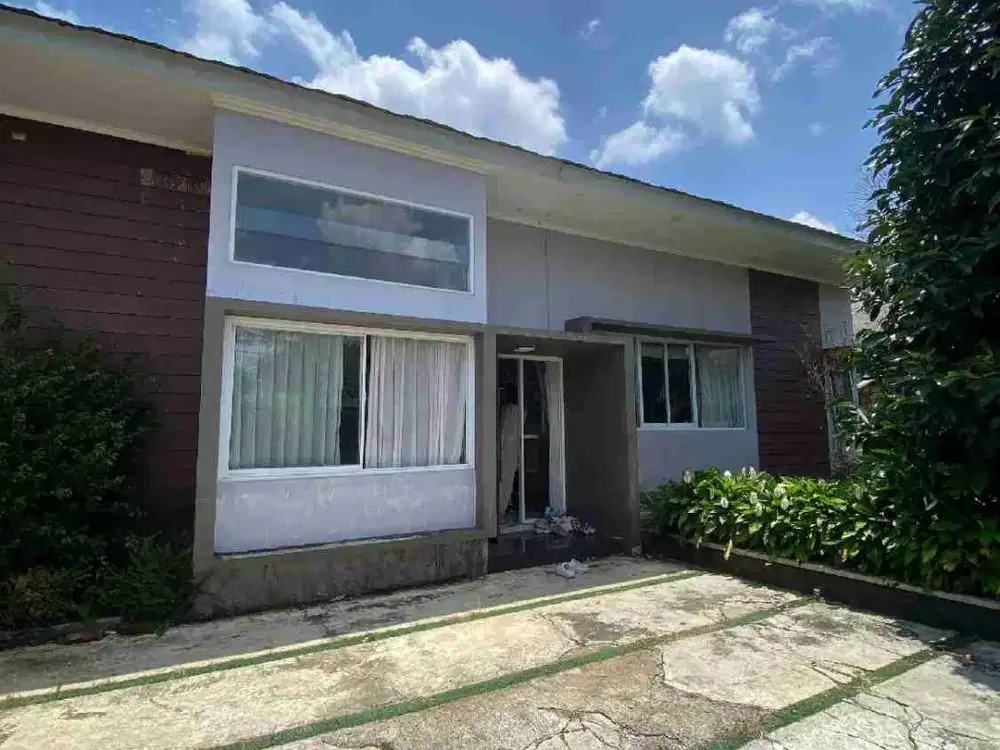 dijual rumah rasa villa di selabintana sukabumi