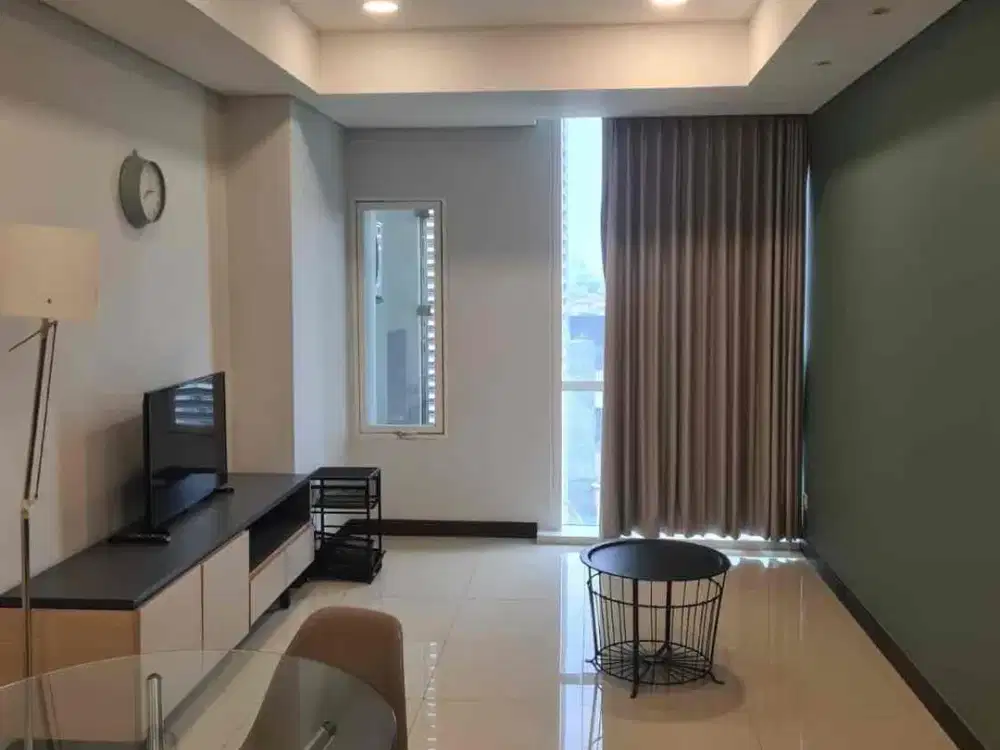 BEST DEAL SEWA APARTEMEN AKR GALERY WEST RESIDENCE 1+1 BR KEBON JERUK JAKARTA BARAT
