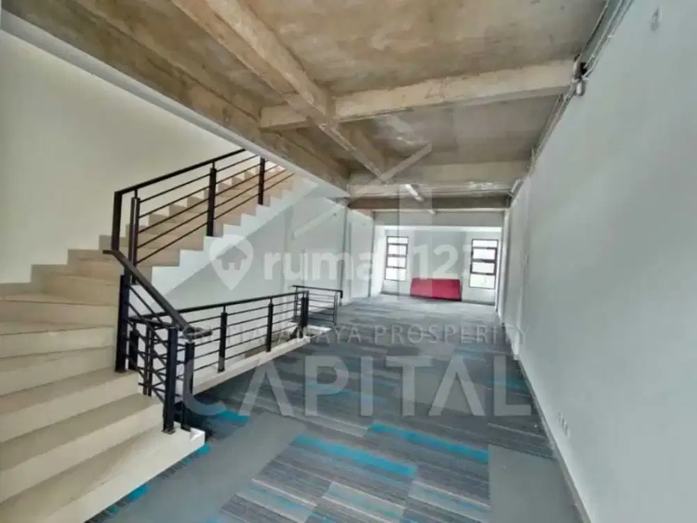 Ruko 3 Lantai di Batununggal Dengan Lokasi Strategis Dan Nyaman Ready Untuk Berbagai Usaha