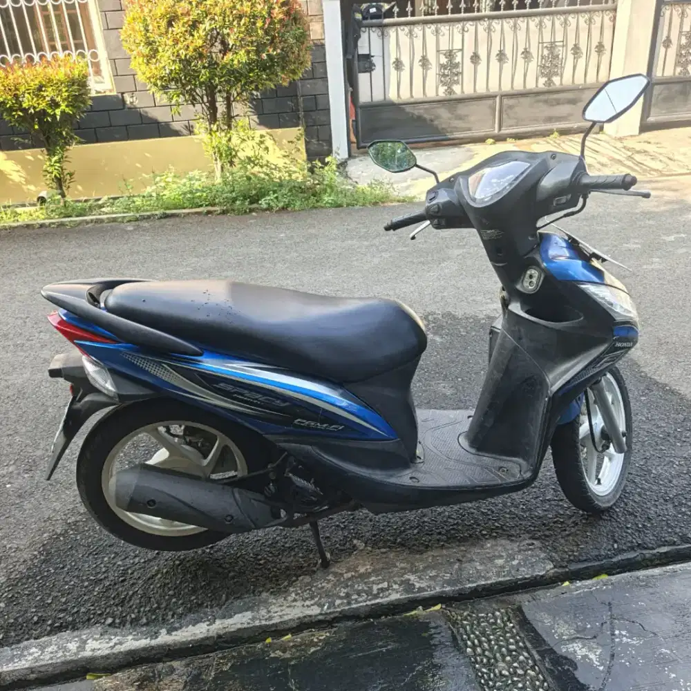 Honda specy karbu tahun 2011