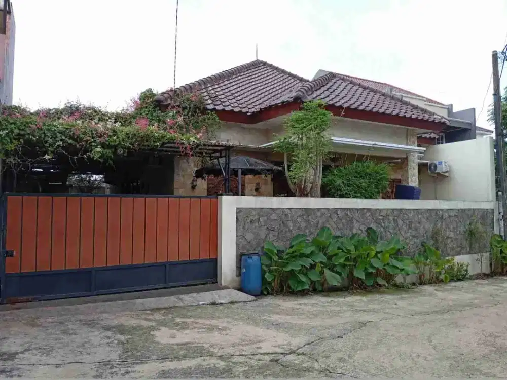 Dijual Rumah Kokoh Luas Siap Huni di Jatimekar Jati Asih Bekasi
Semi furnished