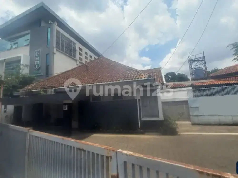 Rumah siap Huni Cocok Untuk Usaha Lokasi Paling Bagus Di Cihapit Sayap Riau  Bandung wetan