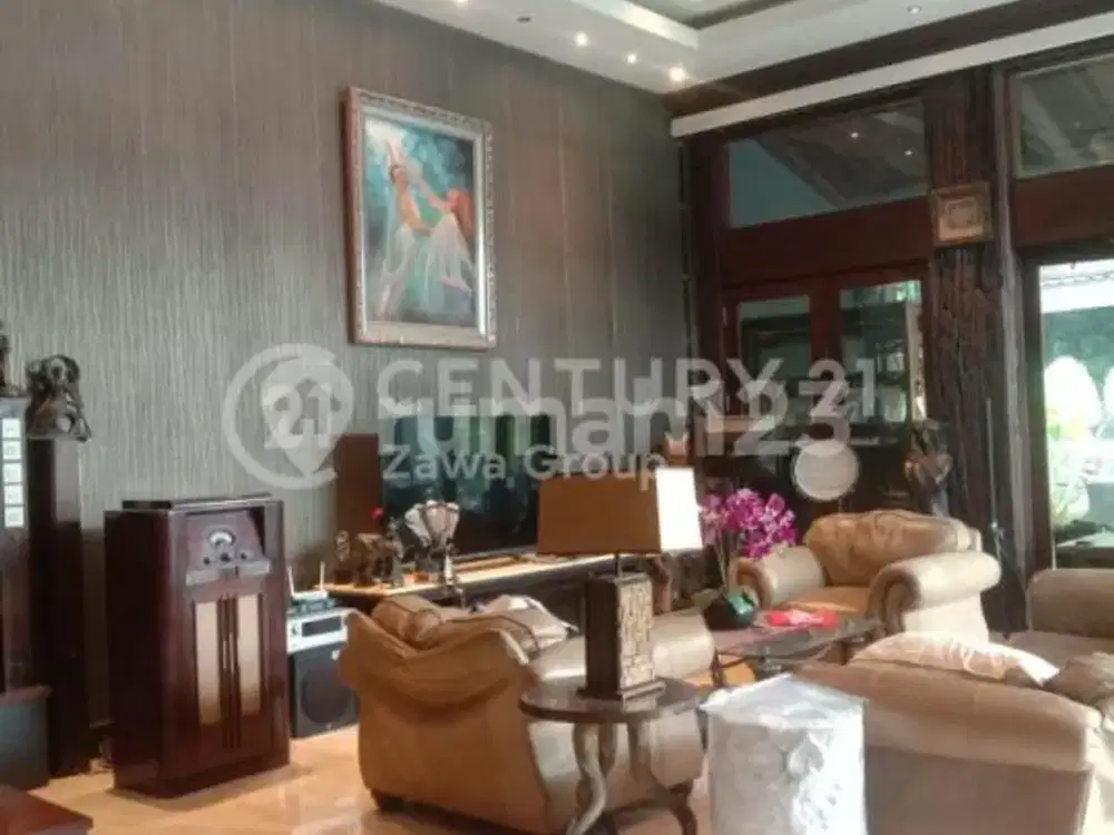 Turun Harga Rumah Ekslusif Pinggir Jalan Margasatwa Cilandak Jakarta Selatan