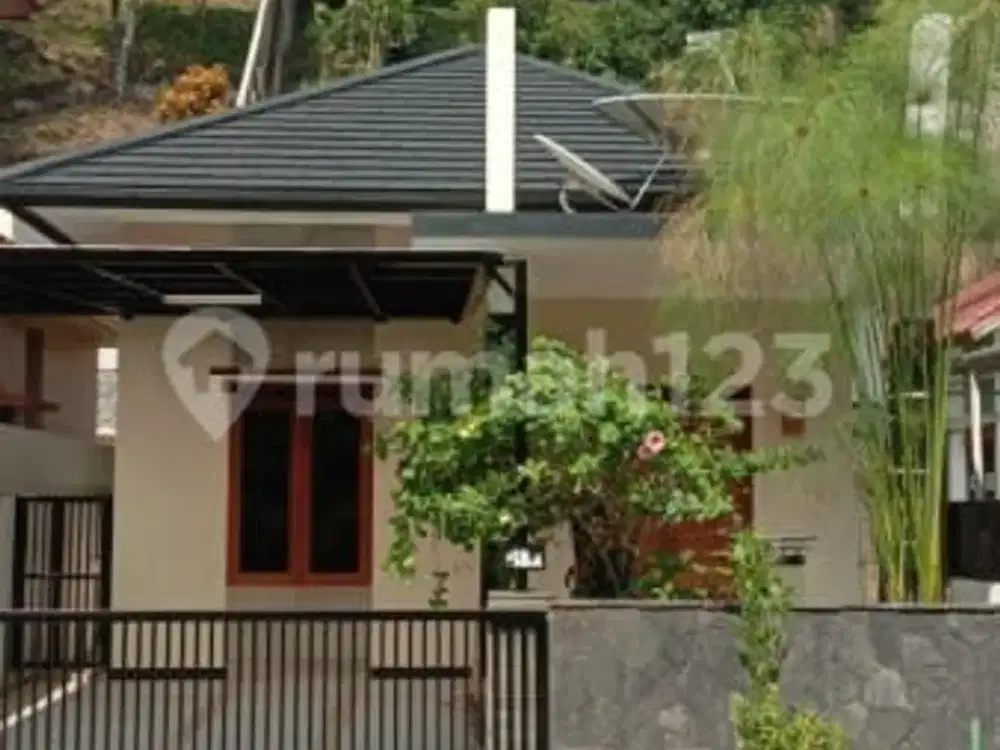 Rumah Siap Huni Udara Sejuk Bandung Utara Dekat Polban
