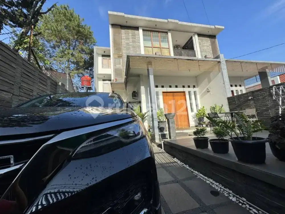 Rumah 3 Lantai Siap Huni Di Setrasari Paster Bandung