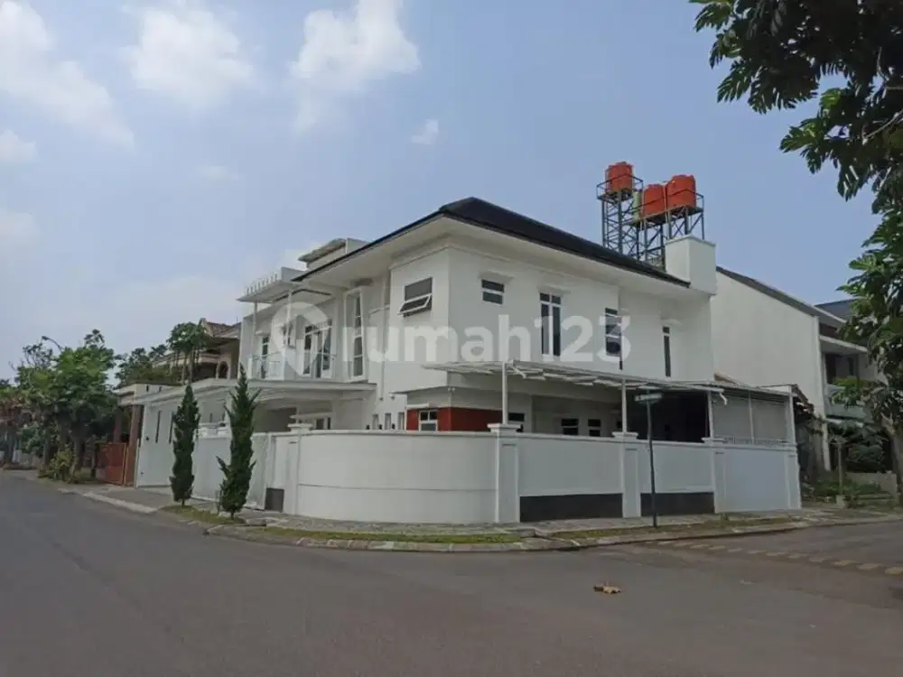 Rumah Lux Dalam Cluster Singgasana Pradana Mekar Wangi