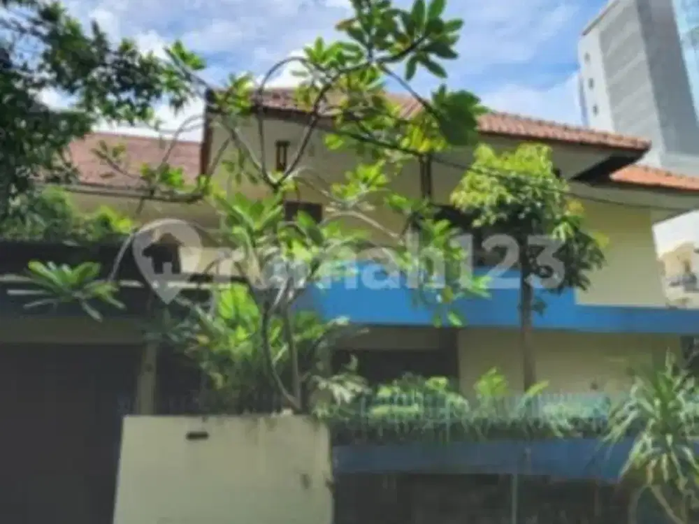 Rumah selangkah ke SCBD Senopati Astha 8 District di Jalan Tulodong Jarang Ada