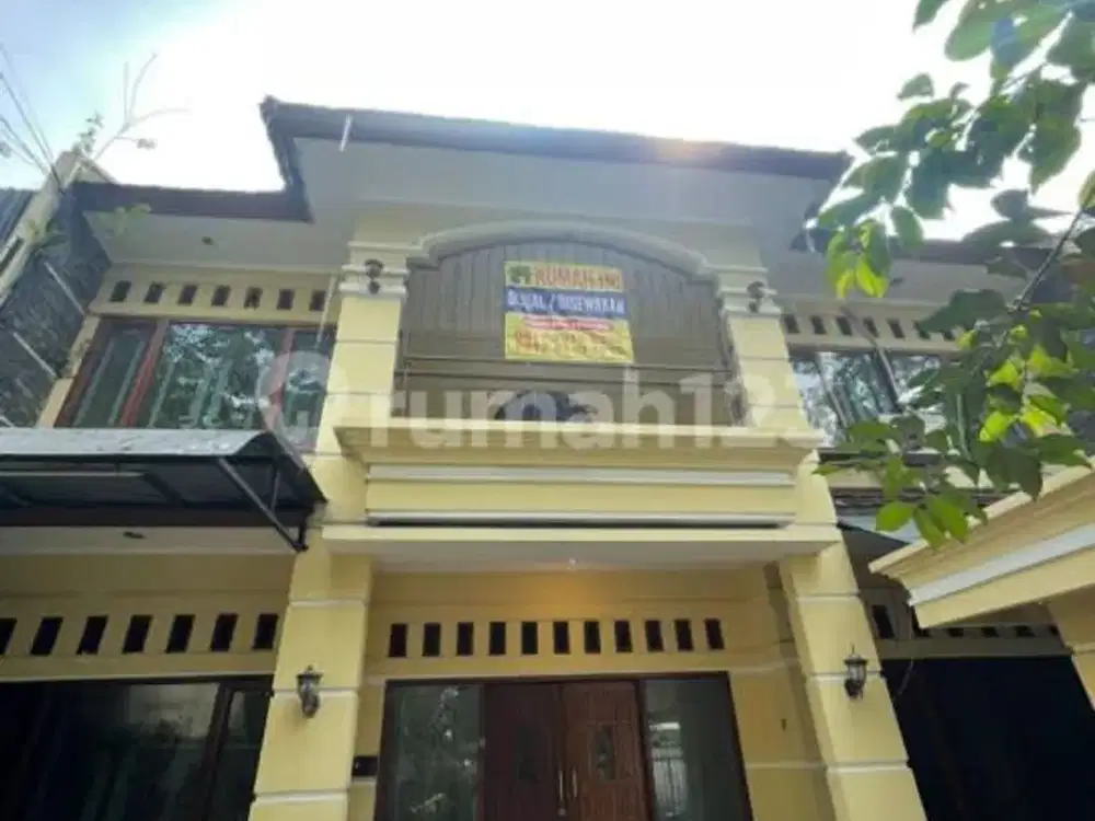Rumah Di Jalan Lombok Depan Stadion Siliwangi Bandung