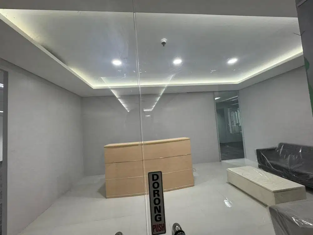 Sewa Office 264 sqm (semi Fully Furnished)