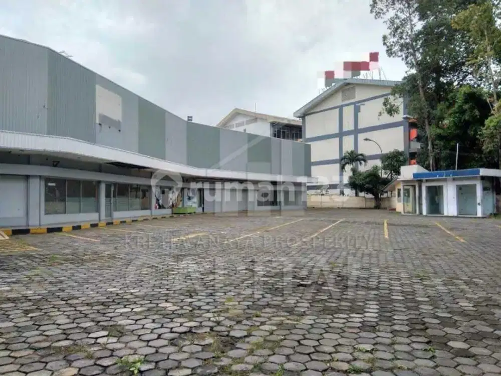 Tanah Bangunan Luas Siap Pakai Cocok untuk Berbagai Jenis Sarana di Jalan Surapati Bandung