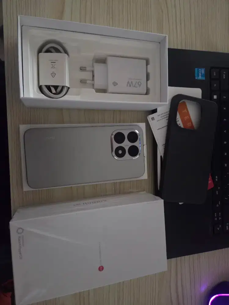 Xiaomi Mi 15T 5G ram 12 internal 256 lengkap ori resmi