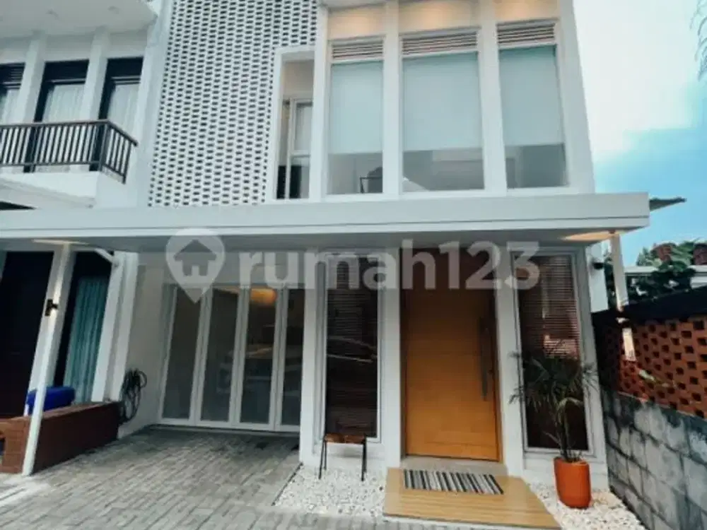 Rumah Modern Minimalis Semi Furnished Komplek One Gate Cigadung