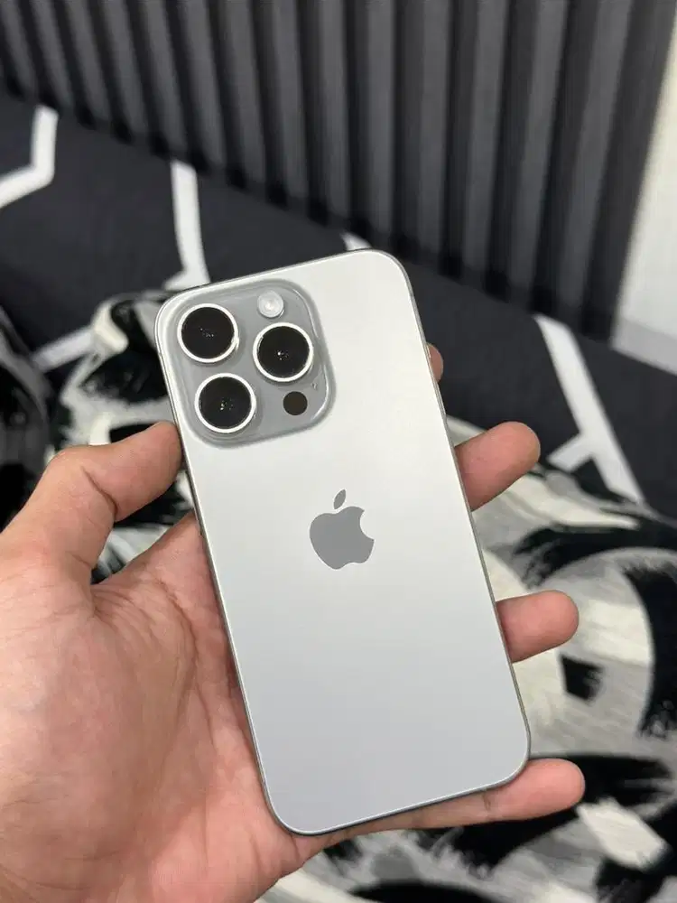 iPhone 15 Pro 256Gb iBox