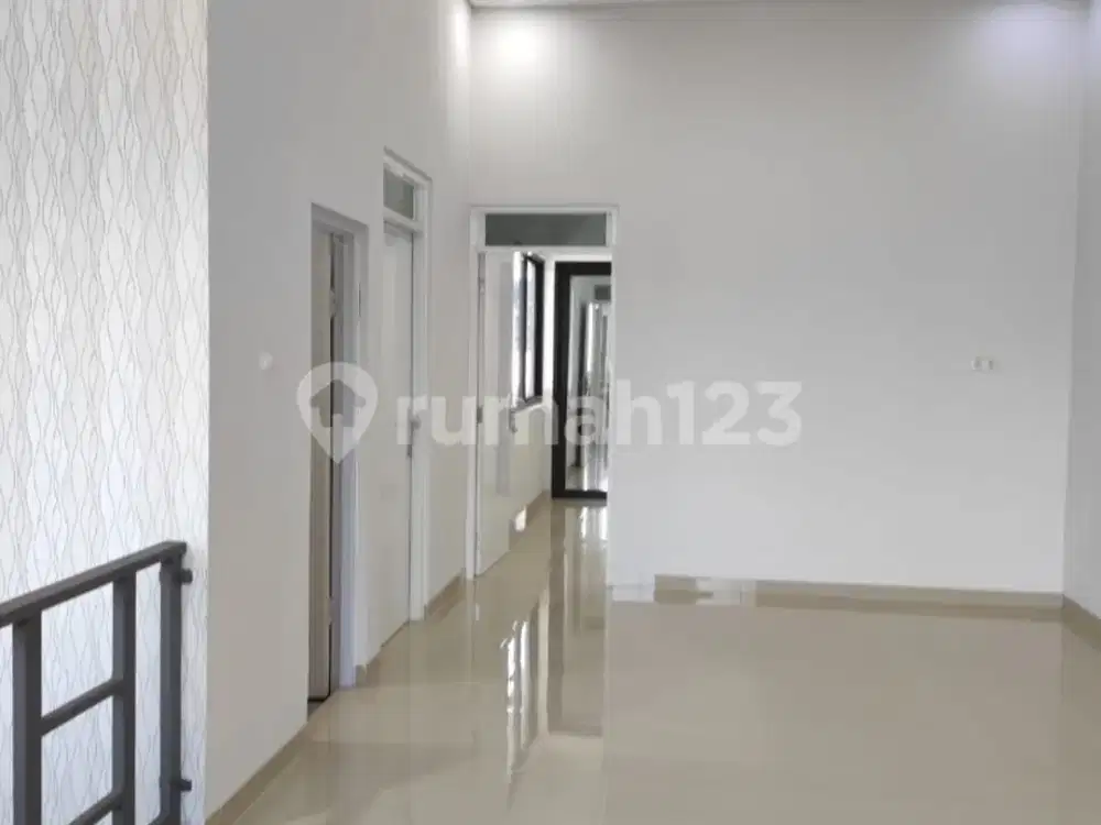 Rumah Baru Minimalis 2 Lantai Daerah Kembar Bandung