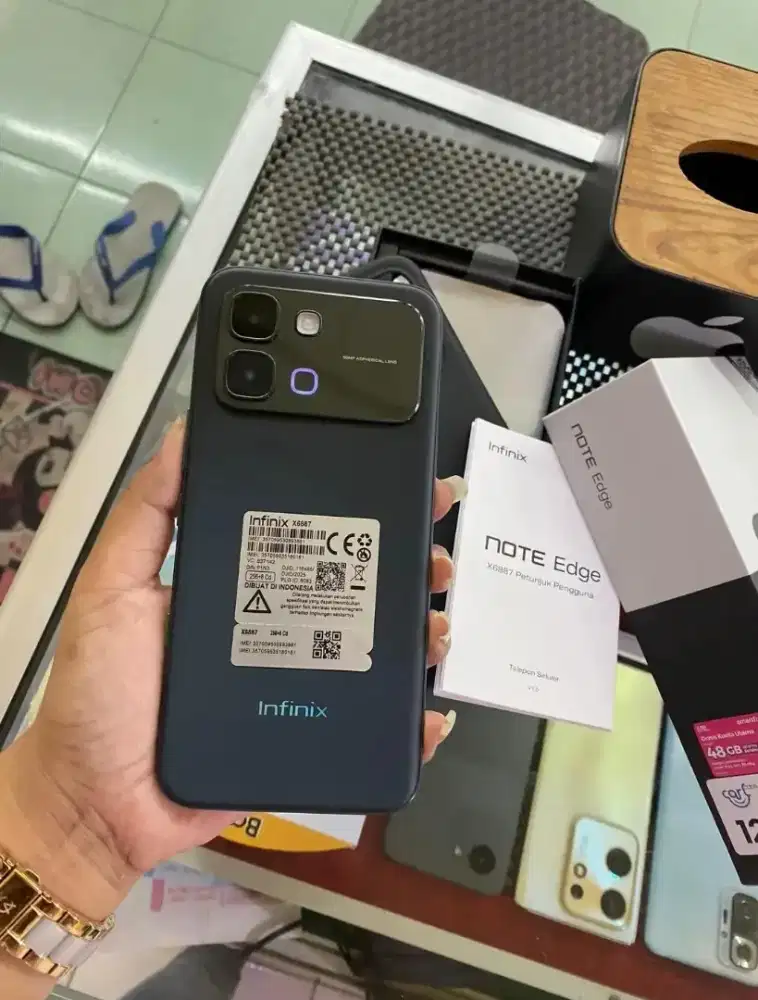 Infinix Note Edge 5G 16/256 Tahan Air