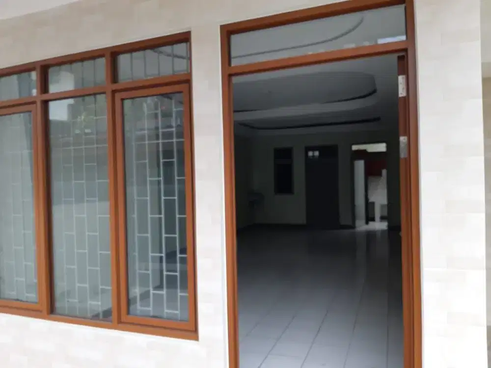 DIJUAL RUMAH DAERAH KARASAK BANDUNG STRATEGIS NYAMAN TERAWAT