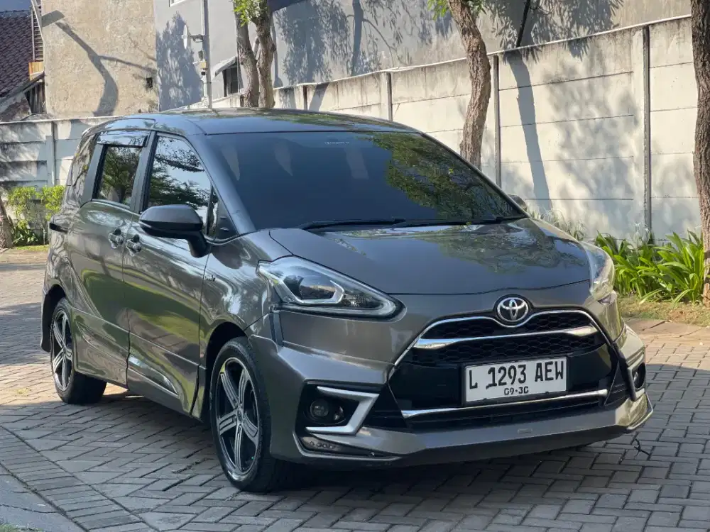 Sienta Q 1.5 matic