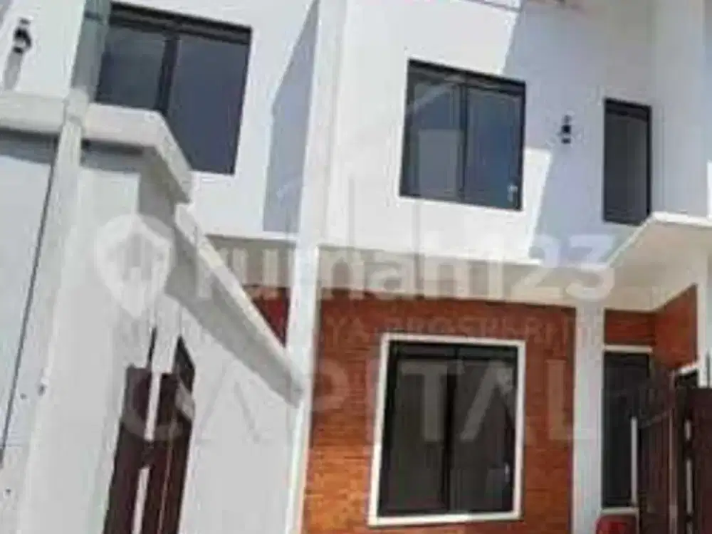 Rumah Siap Huni Dijual Strategis Supratman Bandung