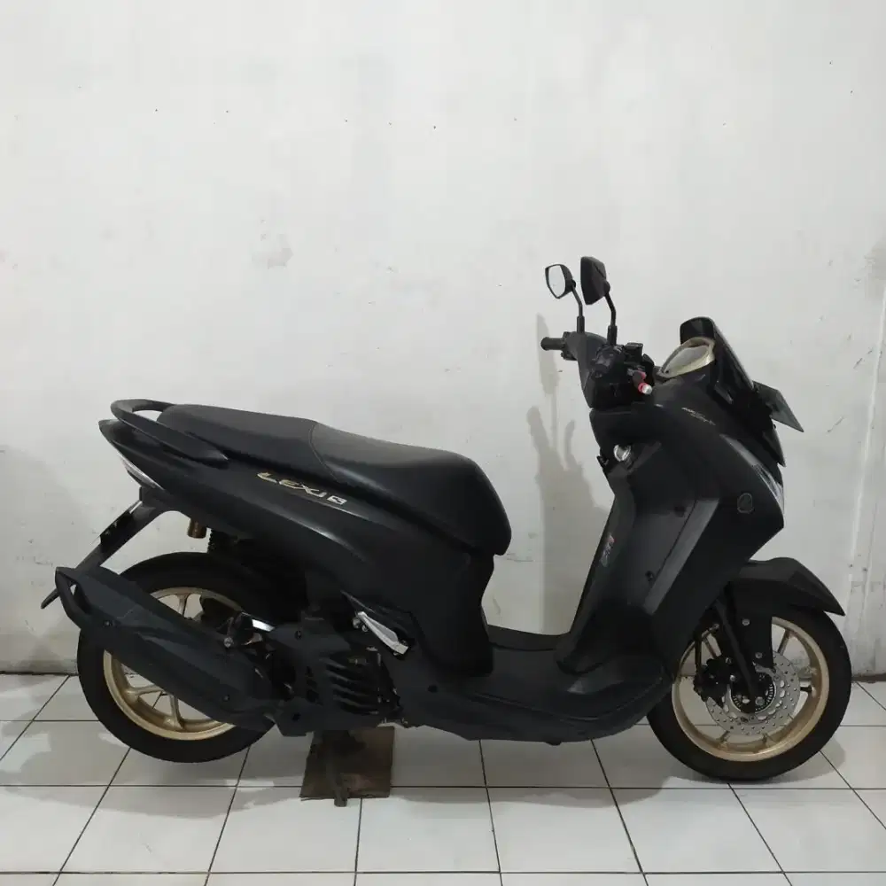 Yamaha Lexi ABS 2020 Bagus lengkap Mesin Cakep