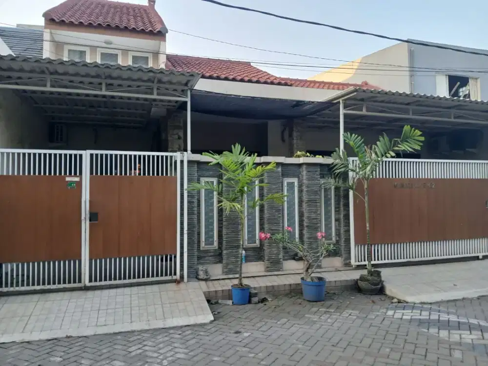 Dijual! Rumah Pondok Tjandra - Bangunan 1,5 Lantai