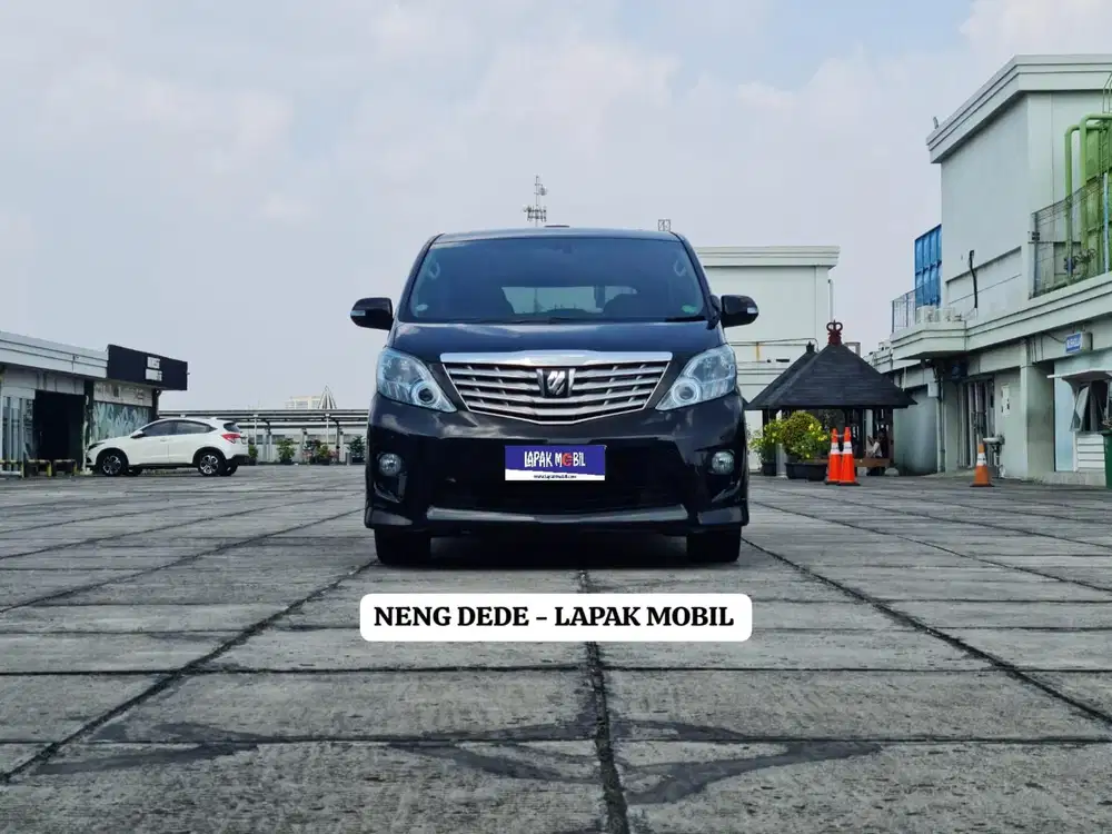 Toyota Alphard 2.4 S AT 2011