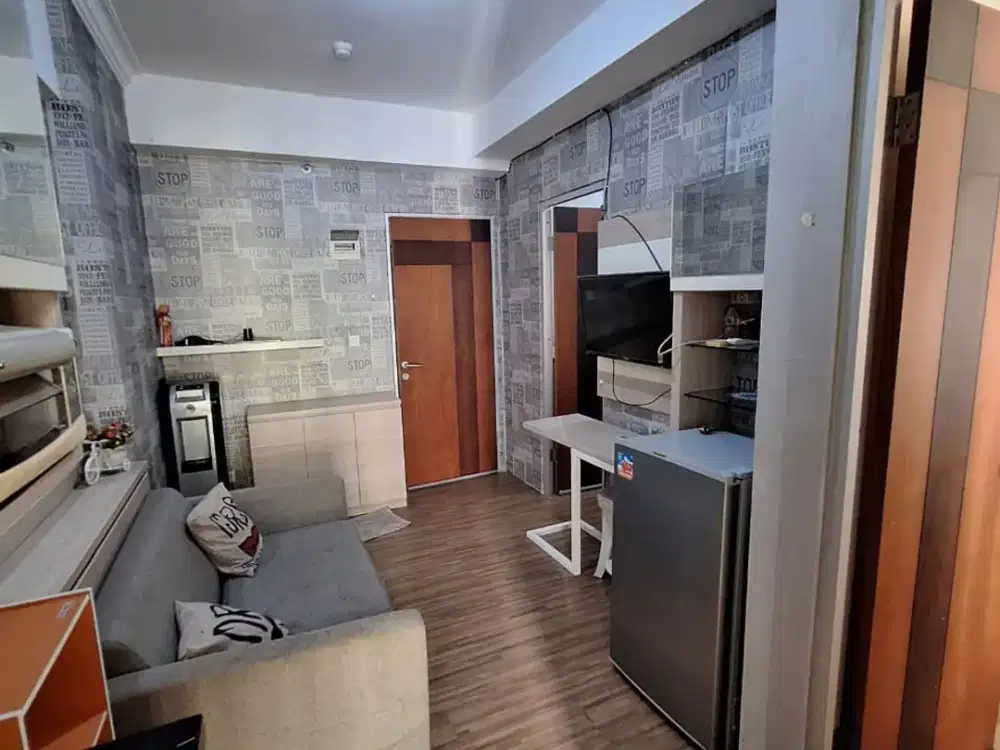 DIJUAL MURAH! Apartemen Gunawangsa Merr - Full Furnished, View Pool