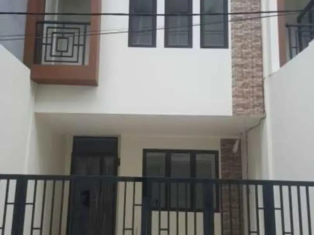 Di Jual Rumah Minimalis 3 Lantai Lokasi Strategis dan Lingkungan Nyaman di Tomang, Jakarta Barat