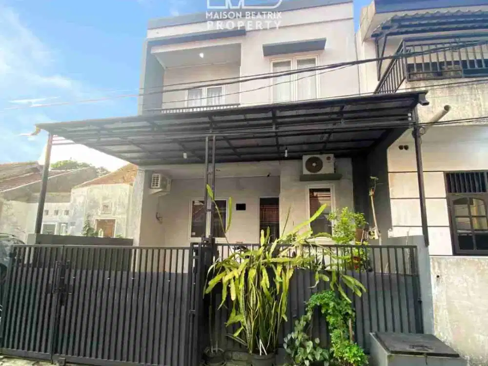 DIJUAL RUMAH 2LANTAI , TERAWAT DAN STRATEGIS. CATALINA GADING SERPONG