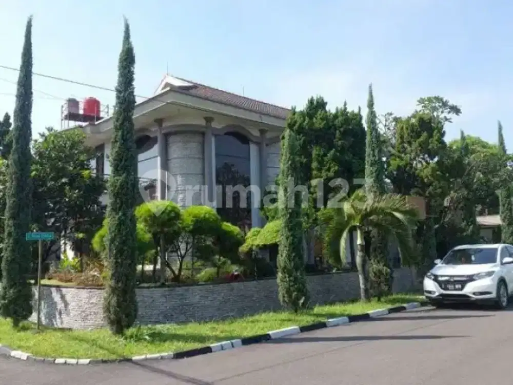 Rumah Besar Siap huni Di Komplek Mekar Wangi Bandung