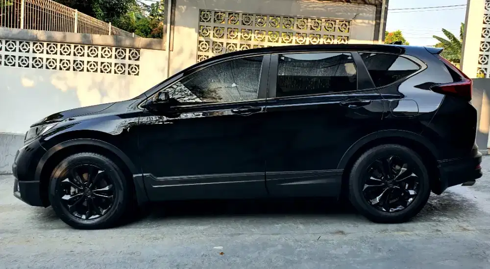 Honda CRV Black Edition Thn 2022 Low KM Tgn 1 dr Baru