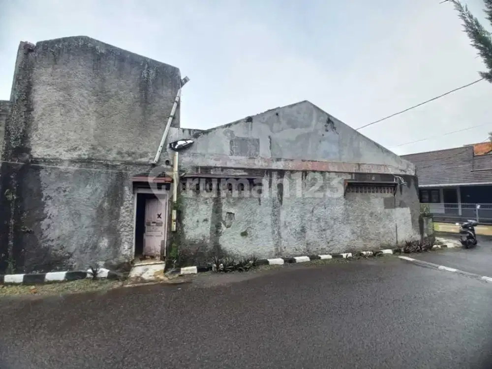 Rumah di Jl Suryalaya Buah Batu, Bandung murah dibawah njop