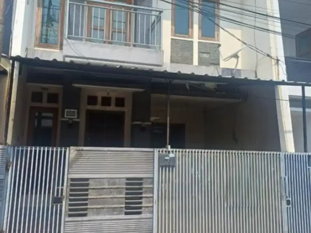 Di Jual Rumah 2 Lantai Siap Huni, Lokasi Strategis, Tomang, Jakarta Barat