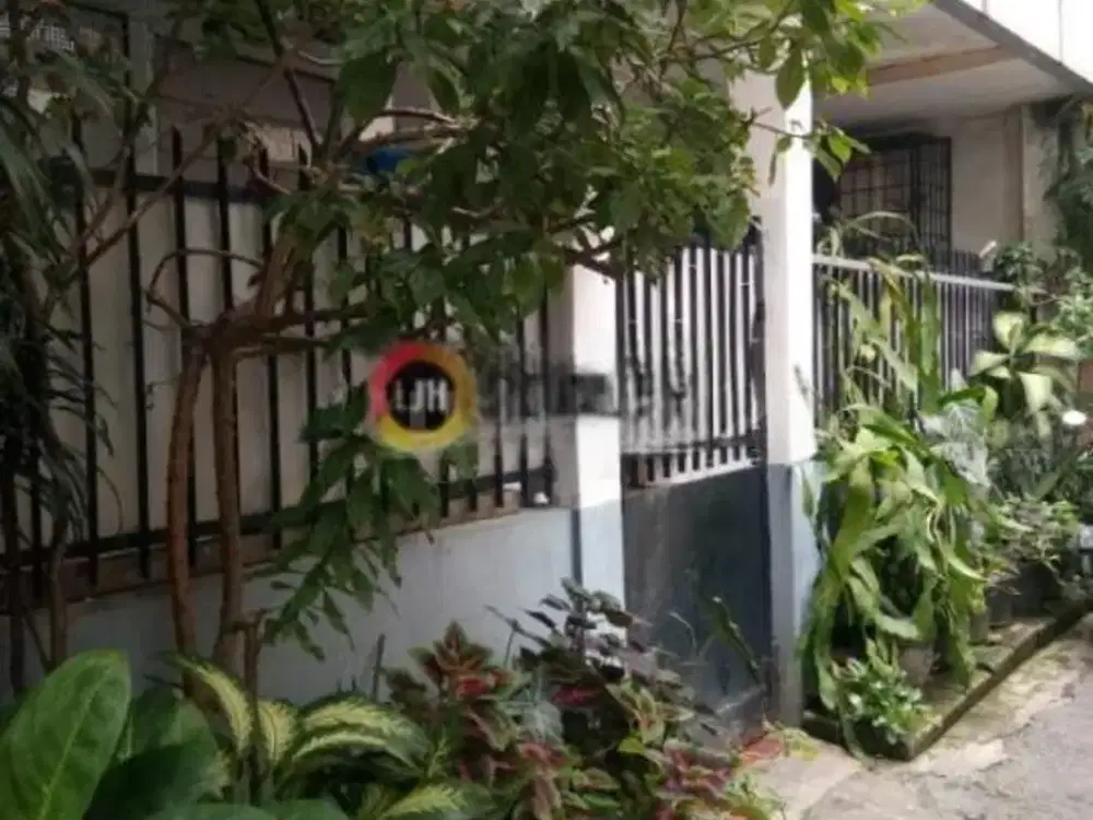 Di Jual Rumah Dalam Gang Siap Huni di Tomang, Jakarta Barat