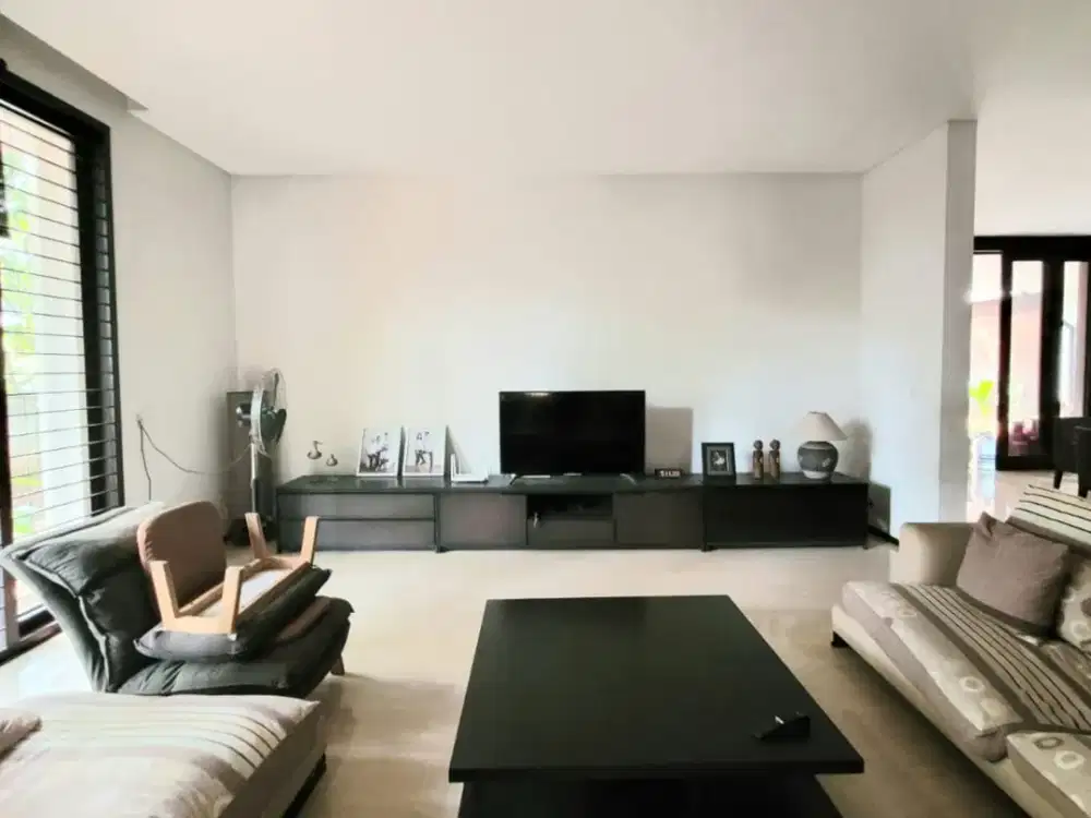Dijual Rumah Bagus Rapih 2 Lantai Bebas Banjir Dalam Cluster Lokasi Strategis Dekat Stasiun Sudimara di Bintaro Tangsel Gb-11578