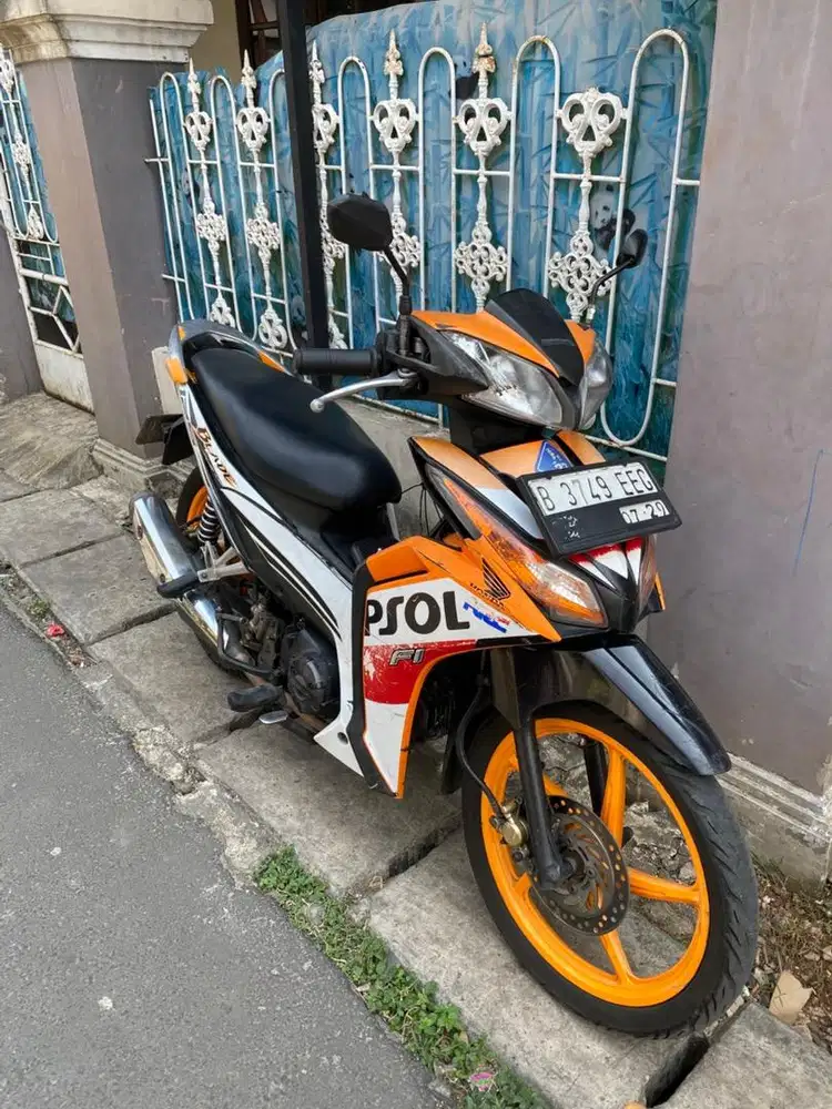Motor irit dan hemat BBM