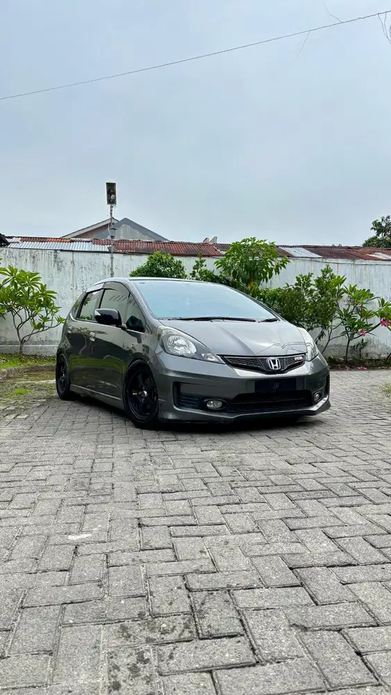 JAZZ RS 2013 MANUAL