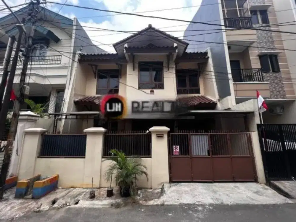 Di Sewakan Rumah 2 Lantai, Bangunan Kokoh dan Siap Huni di Tomang, Jakarta Barat