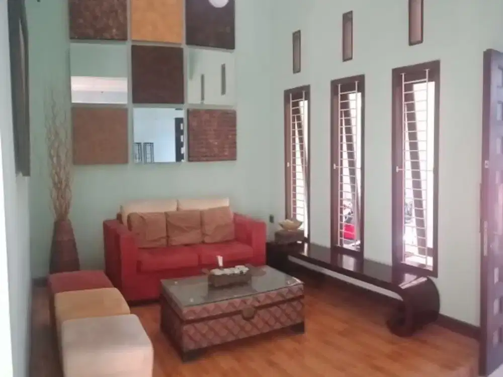 Rumah mewah bangunan kokoh hanya 12 jt an/m nego di gayungsari barat dekat polda dan masjid agung sby